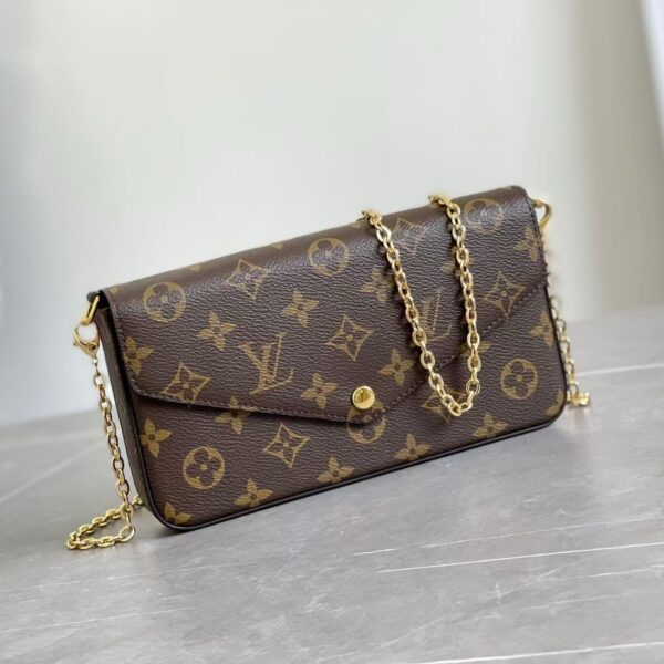 Louis Vuitton Pochette Félicie (Monogram Canvas)