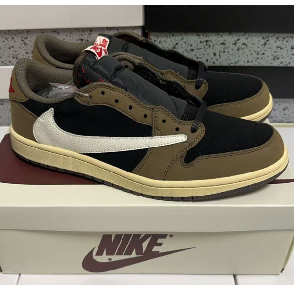 NIKE DJSZ Shoes